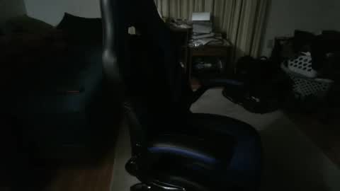 Snapshot of emsguy1 chatting on 18, 11, 2025 Matt online show from 18, 11, 2025