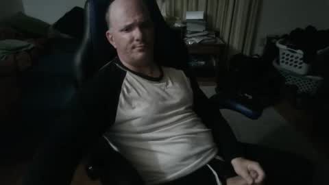 Snapshot of emsguy1 chatting on 20, 11, 2025 Matt online show from 20, 11, 2025