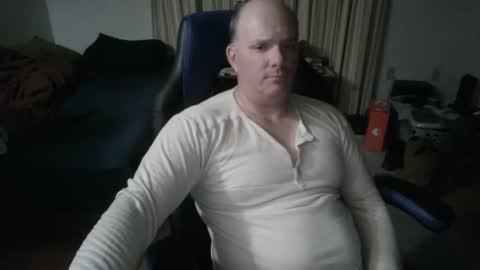 Snapshot of emsguy1 chatting on 13, 1, 2026 Matt online show from 13, 1, 2026