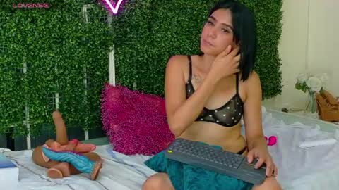 Emy online show from 7, 7, 2026