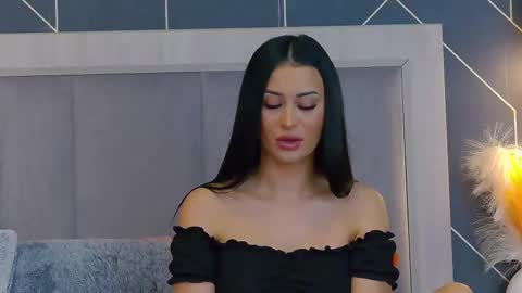 Snapshot of emylaveau chatting on 12, 2, 2026 Emy online show from 12, 2, 2026