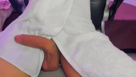 Snapshot of engel20042001 chatting on 14, 12, 2024 engel20042001 online show from 14, 12, 2024