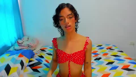 Snapshot of engel20042001 chatting on 23, 12, 2024 engel20042001 online show from 23, 12, 2024