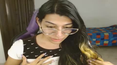 Engiel phoenix instagram engiel 13 online show from 9, 10, 2025