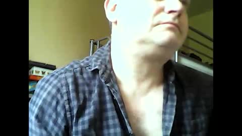 englishguysurrey online show from 3, 5, 2026
