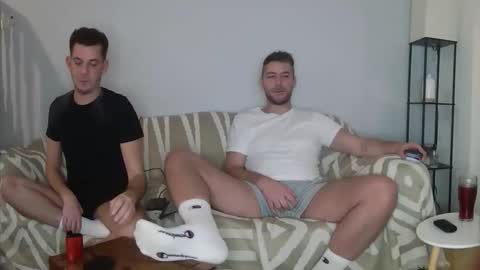 Englishladxxx online show from 8, 11, 2025
