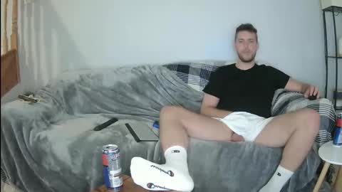 Englishladxxx online show from 1, 5, 2026