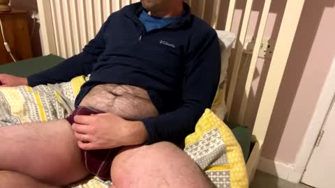 Snapshot of englishshyguyuk chatting on 5, 12, 2024 englishshyguyuk online show from 5, 12, 2024