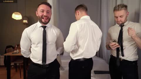 Snapshot of enjohnny chatting on 27, 9, 2025 Johnny online show from 27, 9, 2025