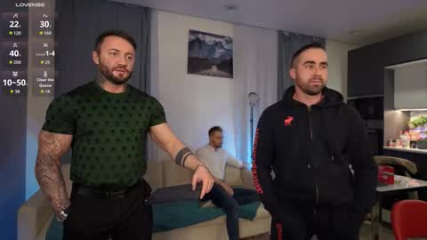 Snapshot of enjohnny chatting on 26, 10, 2025 Johnny online show from 26, 10, 2025