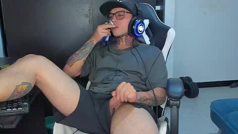 Snapshot of enjoymycock99 chatting on 24, 2, 2025 enjoymycock99 online show from 24, 2, 2025