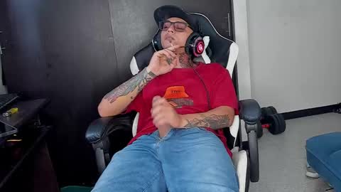 Snapshot of enjoymycock99 chatting on 24, 2, 2025 enjoymycock99 online show from 24, 2, 2025