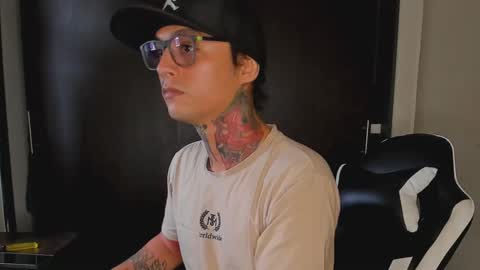 Snapshot of enjoymycock99 chatting on 26, 2, 2025 enjoymycock99 online show from 26, 2, 2025