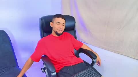 enyel_100 online show from 5, 5, 2026