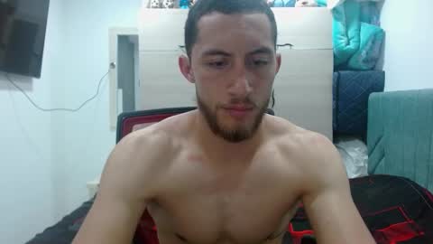 Snapshot of enzo_savage chatting on 1, 10, 2025 enzo_savage online show from 1, 10, 2025