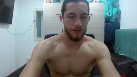Snapshot of enzo_savage chatting on 8, 10, 2025 enzo_savage online show from 8, 10, 2025