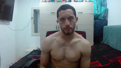 Snapshot of enzo_savage chatting on 10, 10, 2025 enzo_savage online show from 10, 10, 2025