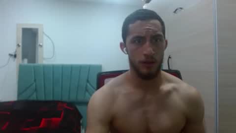 Snapshot of enzo_savage chatting on 15, 10, 2025 enzo_savage online show from 15, 10, 2025