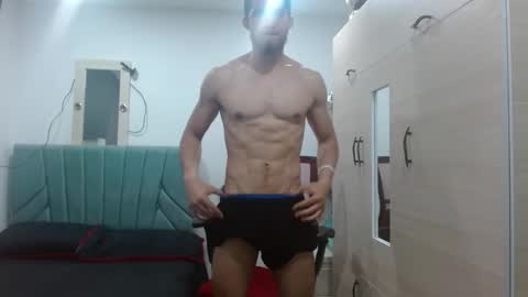Snapshot of enzo_savage chatting on 27, 10, 2025 enzo_savage online show from 27, 10, 2025