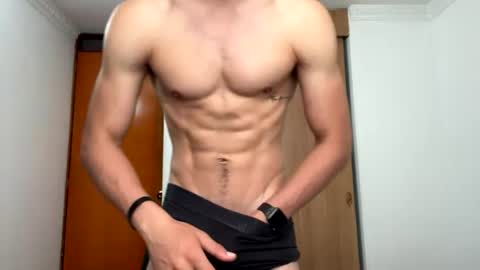 Snapshot of enzo_savage chatting on 30, 6, 2026 enzo_savage online show from 30, 6, 2026