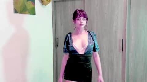 Leyla online show from 17, 10, 2025