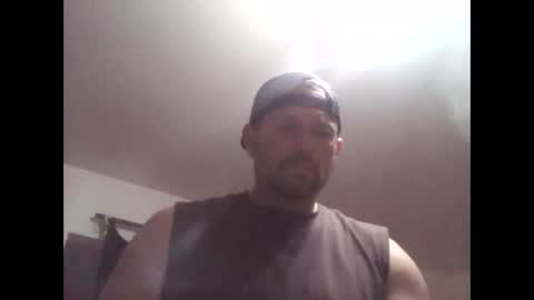 Snapshot of epictriggz chatting on 29, 3, 2026 slutcouple online show from 29, 3, 2026