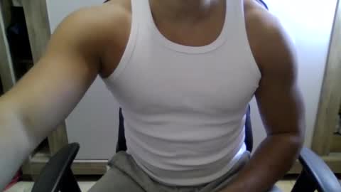 Snapshot of erectuspintus chatting on 23, 10, 2025 erectuspintus online show from 23, 10, 2025