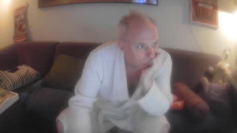 Snapshot of eric204 chatting on 28, 12, 2024 Eric online show from 28, 12, 2024