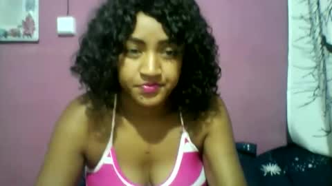 erica0586 online show from 17, 11, 2025