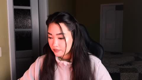 Erica Wayne online show from 12, 1, 2025