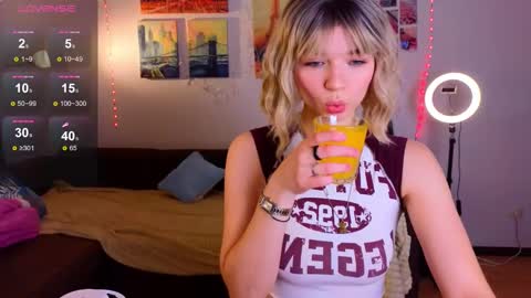 Snapshot of erica_winterr chatting on 29, 1, 2025 Erica Winterr online show from 29, 1, 2025