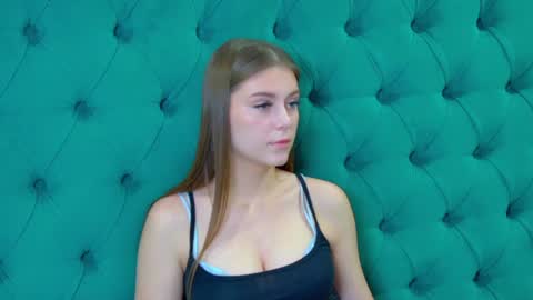 EricaFoxes online show from 30, 6, 2026