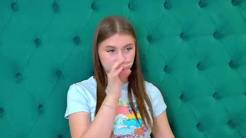 EricaFoxes online show from 7, 7, 2026