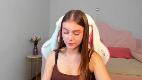 EricaFoxes online show from 6, 8, 2026