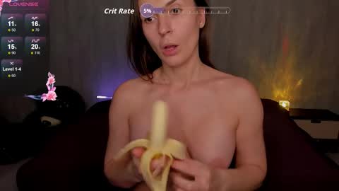 EricaPowers online show from 28, 10, 2025