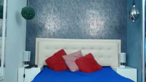   online show from 25, 2, 2026