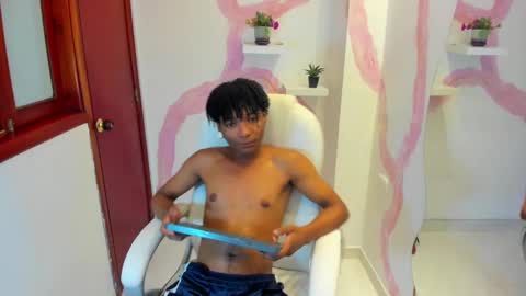Snapshot of erickhoffman_ chatting on 8, 12, 2024 Your Erick Hoffman online show from 8, 12, 2024