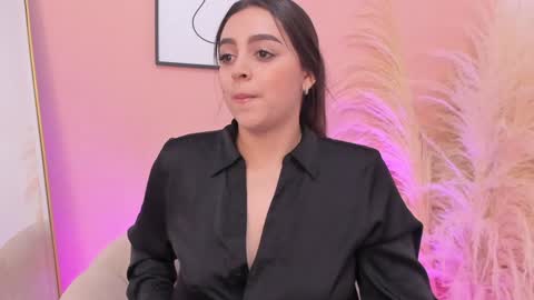 Erika Mendez online show from 11, 1, 2025