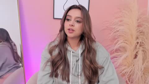 Erika Mendez online show from 1, 2, 2025