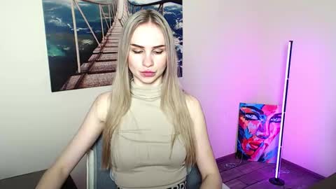 Erika online show from 23, 4, 2026
