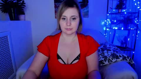 Snapshot of erikalov chatting on 22, 12, 2024 Adelina online show from 22, 12, 2024