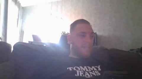 Snapshot of eroguy20 chatting on 6, 11, 2025 eroguy20 online show from 6, 11, 2025