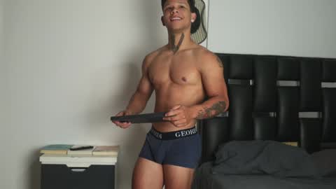 Snapshot of erosscott chatting on 11, 12, 2024 Eros online show from 11, 12, 2024