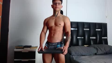 Snapshot of erosscott chatting on 10, 2, 2026 Eros online show from 10, 2, 2026