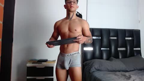 Snapshot of erosscott chatting on 13, 2, 2026 Eros online show from 13, 2, 2026