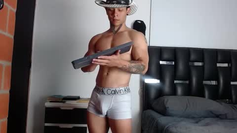 Snapshot of erosscott chatting on 20, 3, 2026 Eros online show from 20, 3, 2026