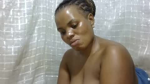 Snapshot of erotic_ebony56 chatting on 2, 7, 2026 erotic_ebony56 online show from 2, 7, 2026