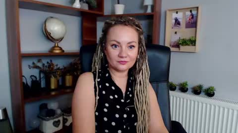 Snapshot of erotic_kaya chatting on 5, 12, 2024 KAYA online show from 5, 12, 2024