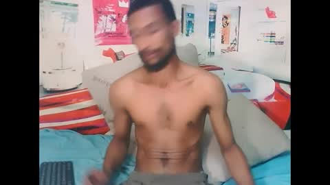 Snapshot of eroticpoison69 chatting on 15, 4, 2026 Liam online show from 15, 4, 2026