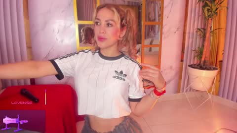 TINY  online show from 28, 2, 2025